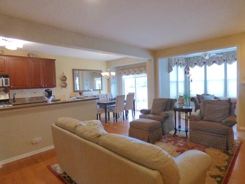 4031 Whitehall Ln, Algonquin, IL 60102 photo 7