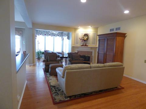 4031 Whitehall Ln, Algonquin, IL 60102 photo 5