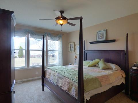 4031 Whitehall Ln, Algonquin, IL 60102 photo 14