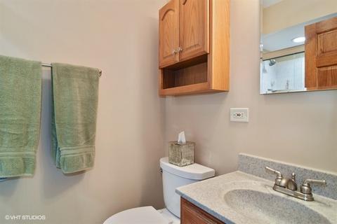 785 Concord Ln, Hoffman Estates, IL 60192 photo 9