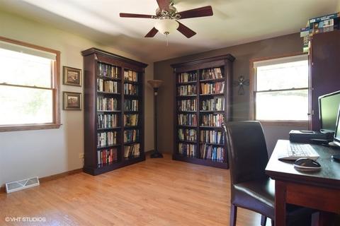 785 Concord Ln, Hoffman Estates, IL 60192 photo 10