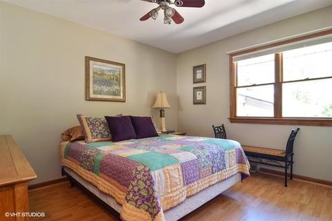785 Concord Ln, Hoffman Estates, IL 60192 photo 11