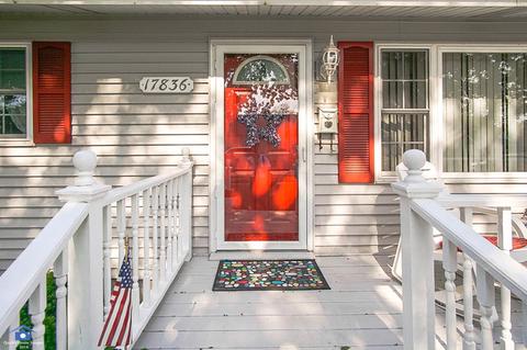 17836 Burnham Ave, Lansing, IL 60438 photo 4
