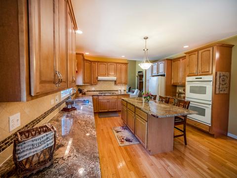 11 Springbrook Ln, Algonquin, IL 60102 photo 2