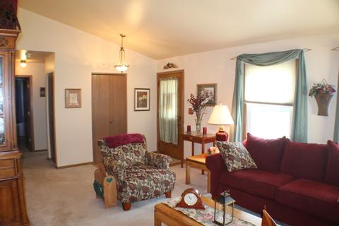 806 Waverly Dr, Elgin, IL 60120 photo 4