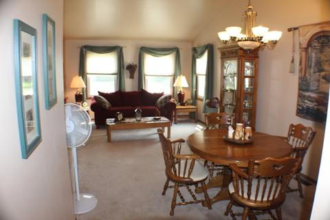 806 Waverly Dr, Elgin, IL 60120 photo 9