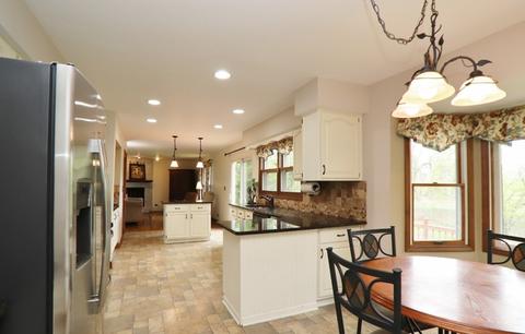 788 Bayberry Dr, Bartlett, IL 60103 photo 9