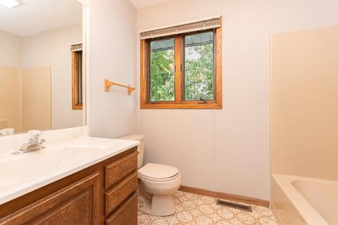8 Cat Schooner Ln, Third Lake, IL 60030 photo 38
