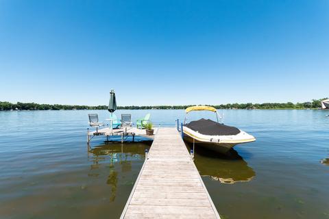 8 Cat Schooner Ln, Third Lake, IL 60030 photo 2