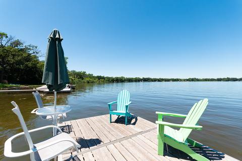 8 Cat Schooner Ln, Third Lake, IL 60030 photo 4