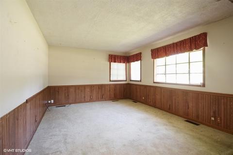609 Columbus St, Mchenry, IL 60051 photo 2