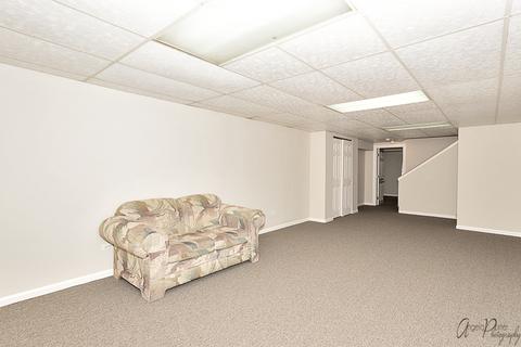 592 Sycamore Ln, Wheeling, IL 60090 photo 24