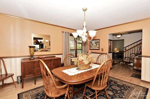 592 Sycamore Ln, Wheeling, IL 60090 photo 7