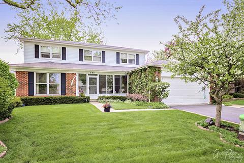 592 Sycamore Ln, Wheeling, IL 60090 photo 1