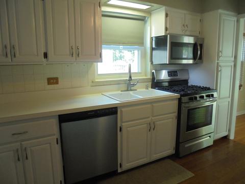 1006 S Gables Blvd, Wheaton, IL 60189 photo 8