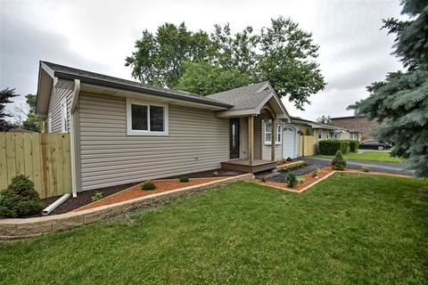 7925 W 82nd Pl, Bridgeview, IL 60455 photo 2