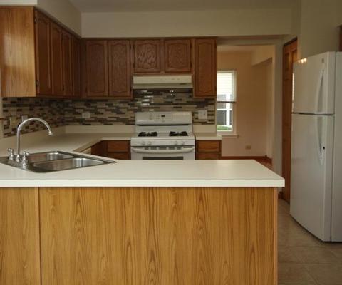 1363 Northgate Dr, Bartlett, IL 60103 photo 4