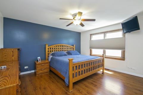 985 Honeysuckle Dr, Wheeling, IL 60090 photo 8