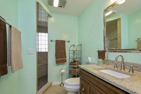 985 Honeysuckle Dr, Wheeling, IL 60090 photo 12