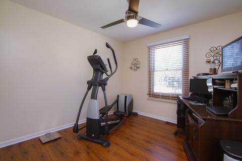 985 Honeysuckle Dr, Wheeling, IL 60090 photo 11