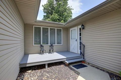 1711 Maynard Dr, Champaign, IL 61822 photo 4