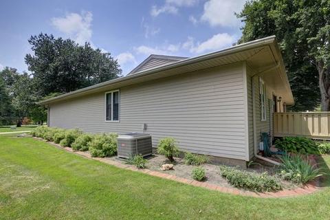 1711 Maynard Dr, Champaign, IL 61822 photo 8