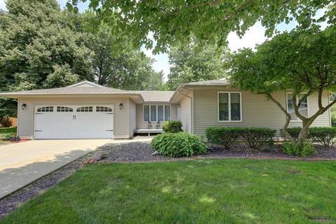 1711 Maynard Dr, Champaign, IL 61822 photo 1