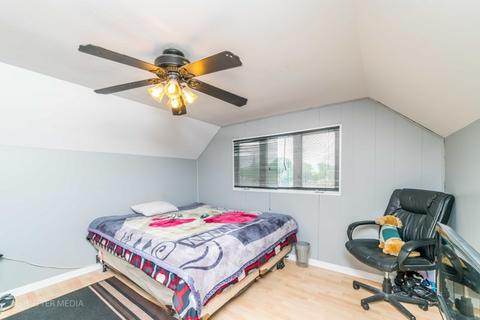 8404 45th St, Lyons, IL 60534 photo 5