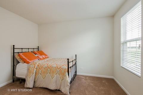 263 Stagecoach Dr, Elgin, IL 60124 photo 14