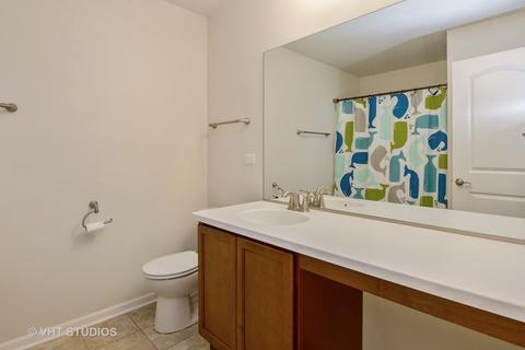 263 Stagecoach Dr, Elgin, IL 60124 photo 15