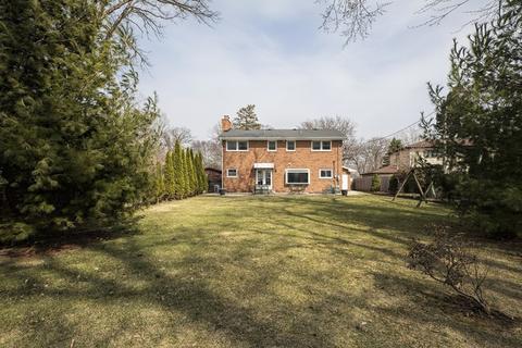 929 Manor Dr, Wilmette, IL 60091 photo 2