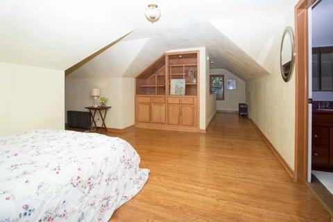 424 S State St, Elgin, IL 60123 photo 16