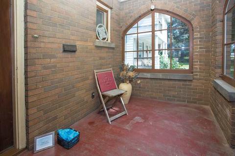 424 S State St, Elgin, IL 60123 photo 2