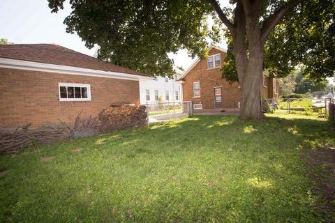 424 S State St, Elgin, IL 60123 photo 20