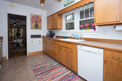 424 S State St, Elgin, IL 60123 photo 9