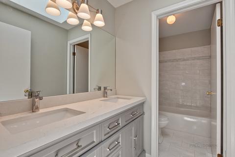 1435 Sturbridge Ct, Hoffman Estates, IL 60192 photo 15