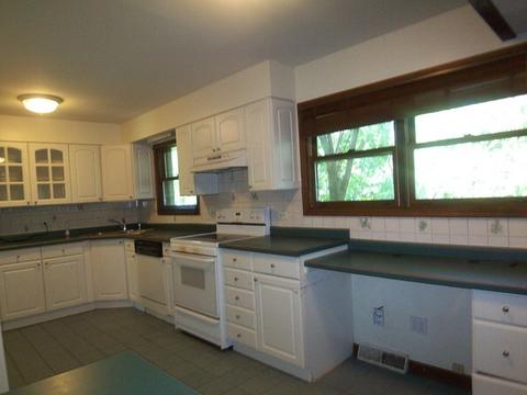 750 67th Pl, Willowbrook, IL 60527 photo 9