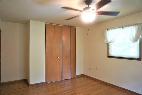906 Devonshire Dr, Champaign, IL 61821 photo 23