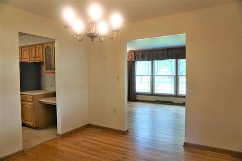 906 Devonshire Dr, Champaign, IL 61821 photo 12