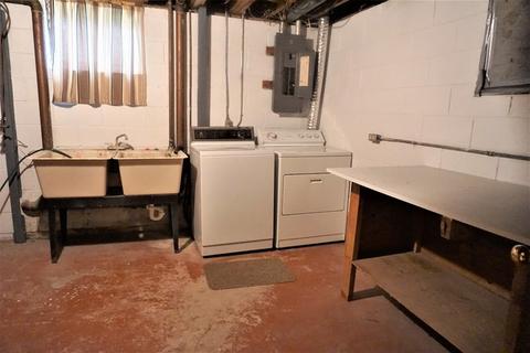 906 Devonshire Dr, Champaign, IL 61821 photo 34