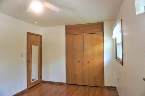 906 Devonshire Dr, Champaign, IL 61821 photo 27