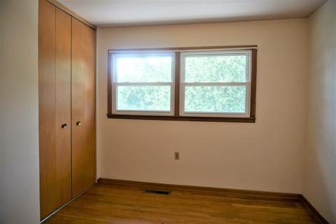 906 Devonshire Dr, Champaign, IL 61821 photo 29