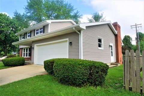 906 Devonshire Dr, Champaign, IL 61821 photo 3