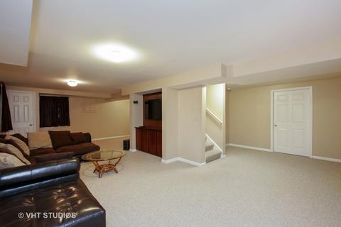 515 Covered Bridge Dr, Elgin, IL 60124 photo 20