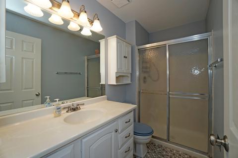 545 Williamsburg Ct #A2, Wheeling, IL 60090 photo 17