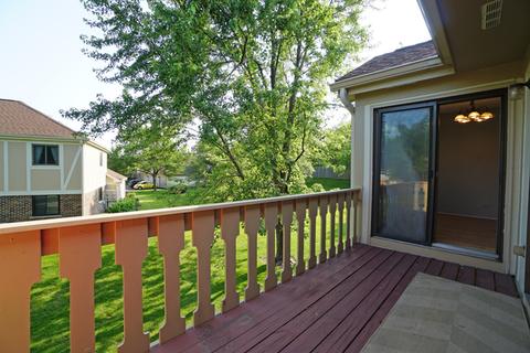 545 Williamsburg Ct #A2, Wheeling, IL 60090 photo 4