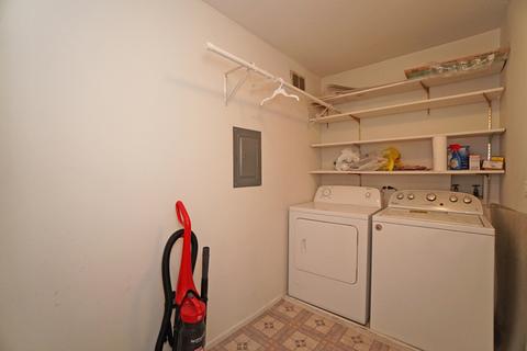 545 Williamsburg Ct #A2, Wheeling, IL 60090 photo 25