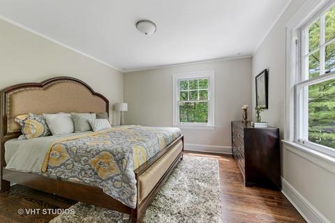 2352 Jackson Ave, Evanston, IL 60201 photo 17
