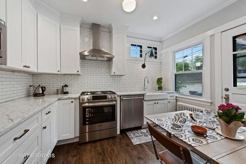 2352 Jackson Ave, Evanston, IL 60201 photo 38