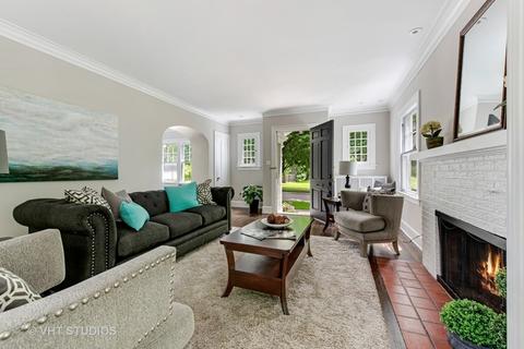 2352 Jackson Ave, Evanston, IL 60201 photo 6